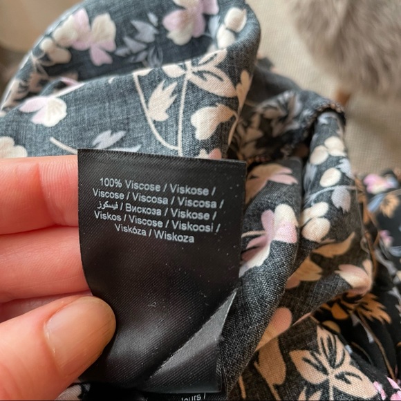 ICHI floral blouse size medium - Picture 6 of 7